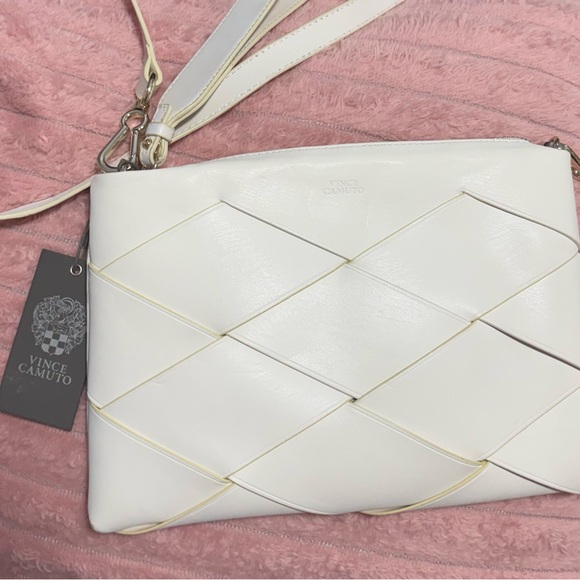 Vince Camuto Handbags - Vince Camuto White Woven Wristlet